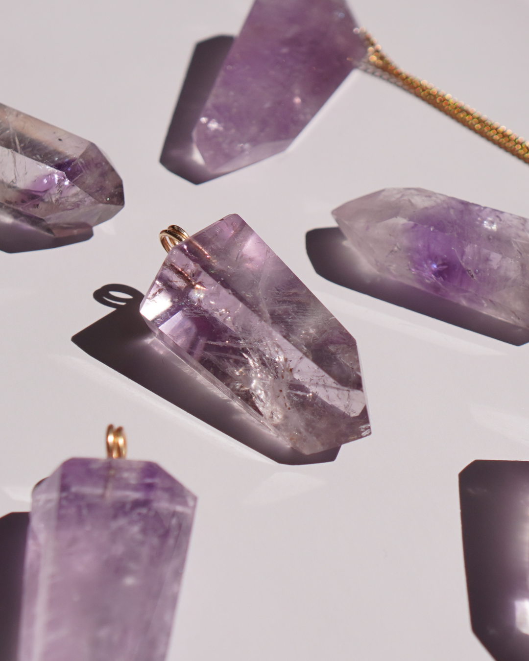 Amara necklace - light